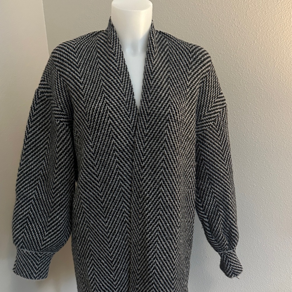 SHEIN Black and White Chevron Cardigan